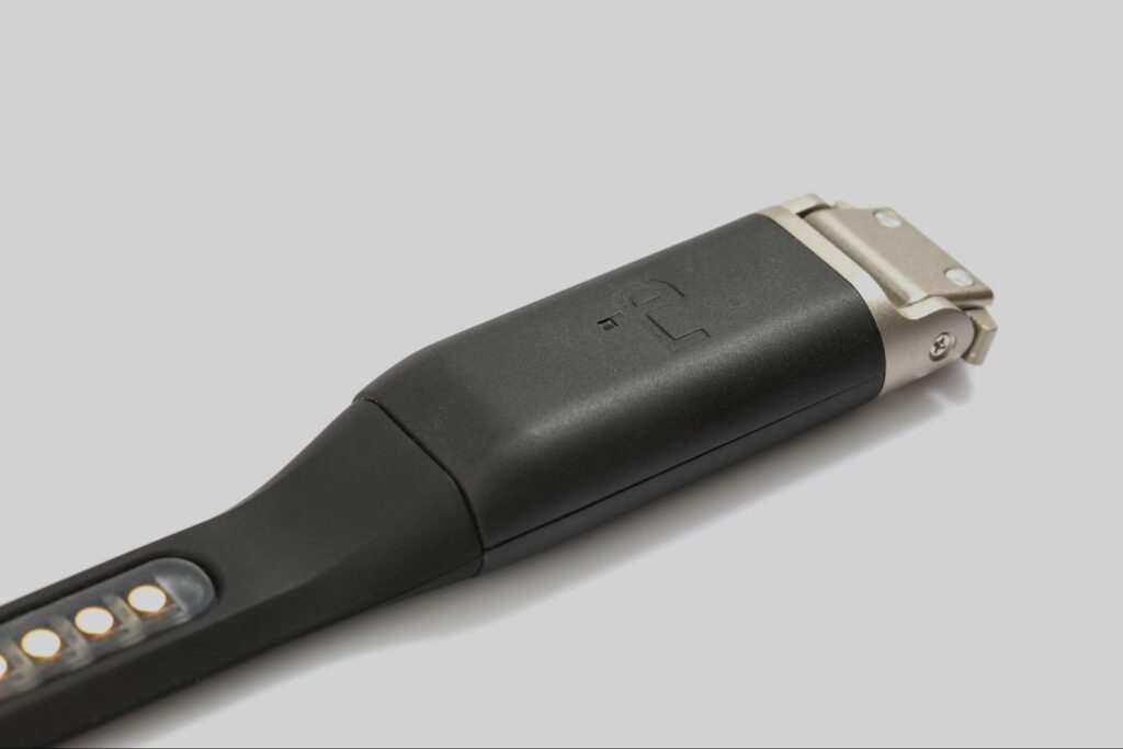 image2 Twelve Degrees JordiLight